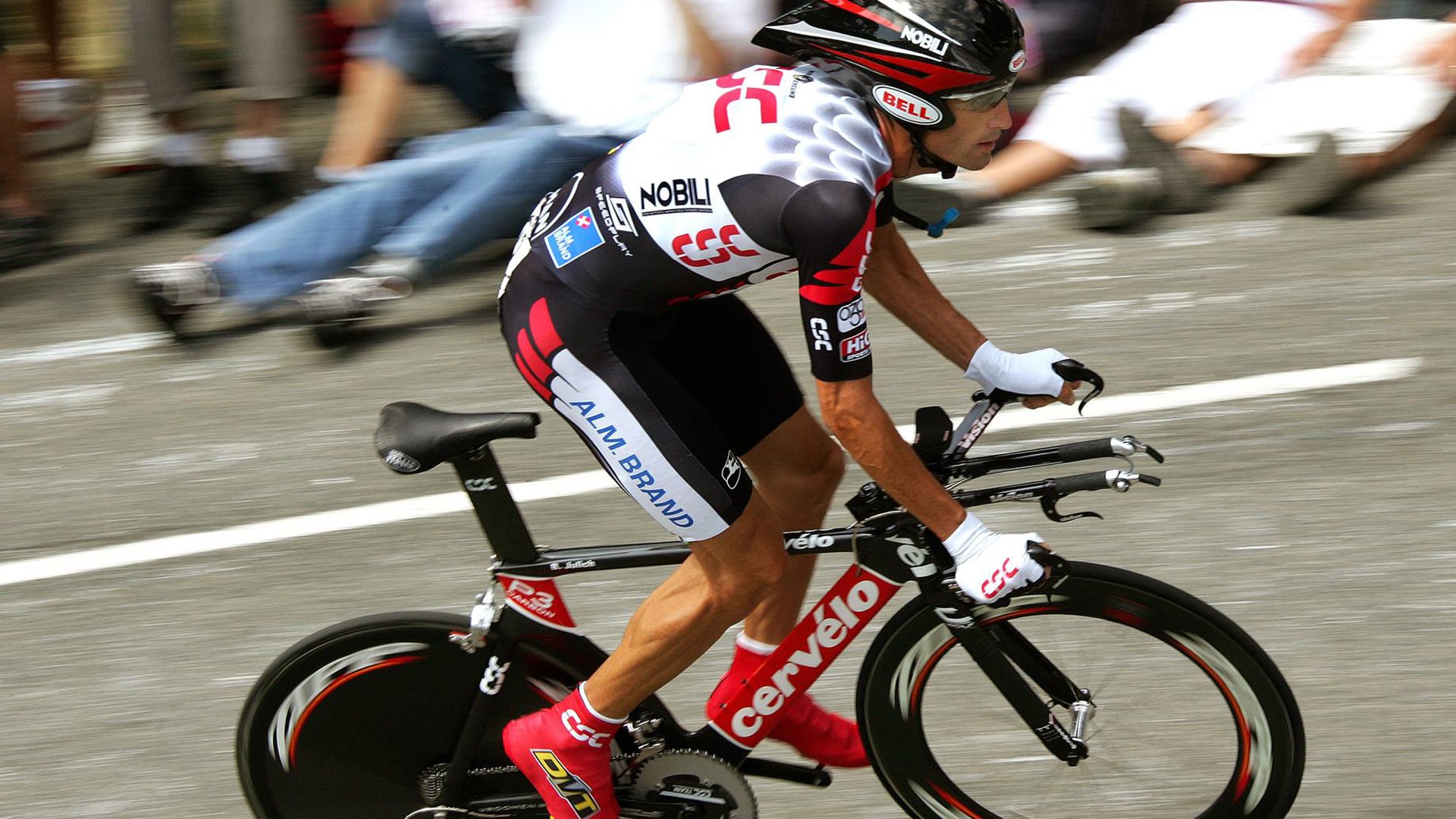 “未来科技:碳中和赛车点燃速度新革命”,碳中和万亿赛道